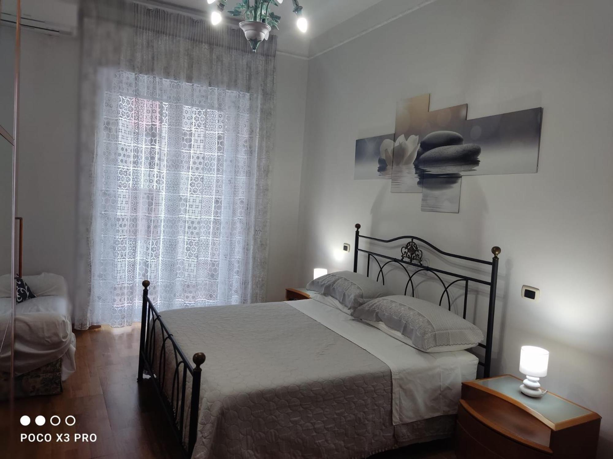 Residenza Regina Margherita 卡斯特拉玛雷帝斯达比亚 外观 照片